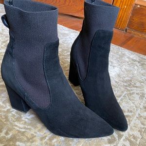 Steve Madden black suede richter booties 7.5